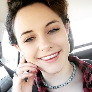 Meet your Posher, Hailey